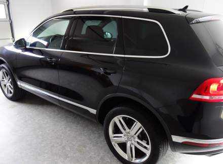 Volkswagen - Touareg