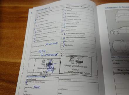 Volkswagen - Touareg