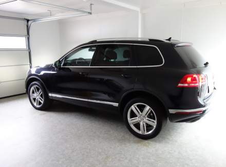 Volkswagen - Touareg