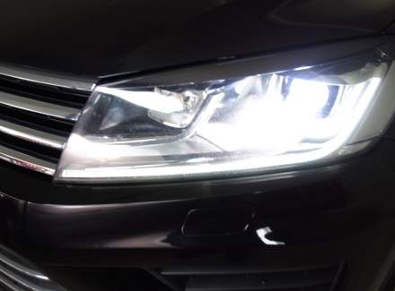 Volkswagen - Touareg