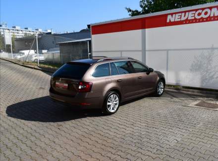 Škoda - Octavia