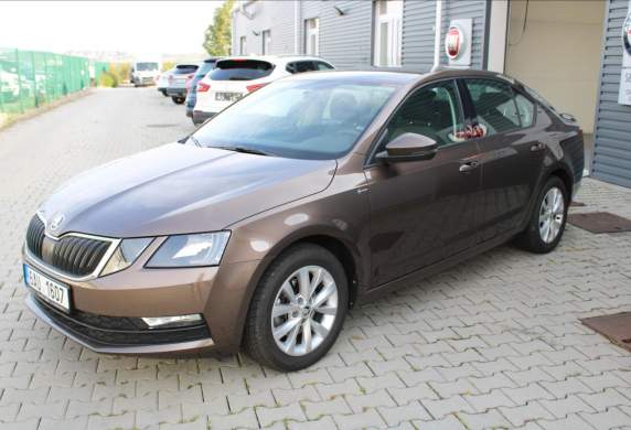 Škoda - Octavia