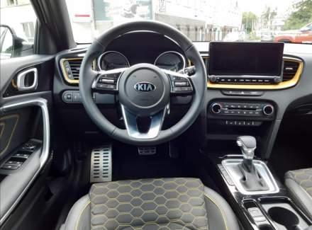 Kia - XCeed