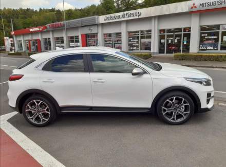 Kia - XCeed