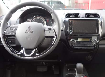 Mitsubishi - Space Star