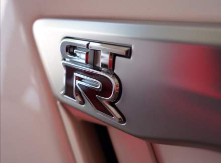 Nissan - GT-R