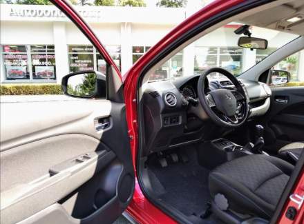 Mitsubishi - Space Star