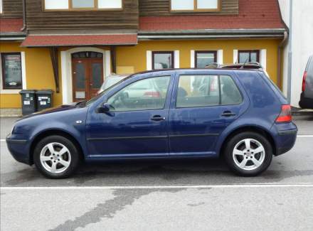 Volkswagen - Golf