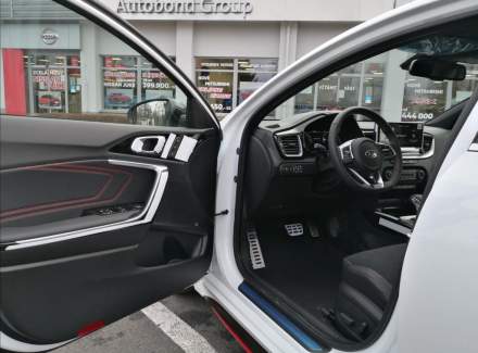 Kia - Pro Cee'd