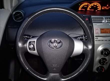 Toyota - Yaris