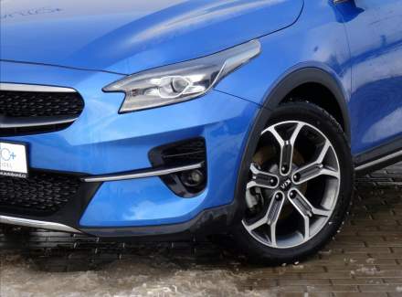Kia - XCeed