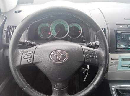 Toyota - Corolla Verso