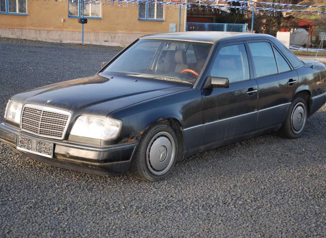 Mercedes-Benz - E-class