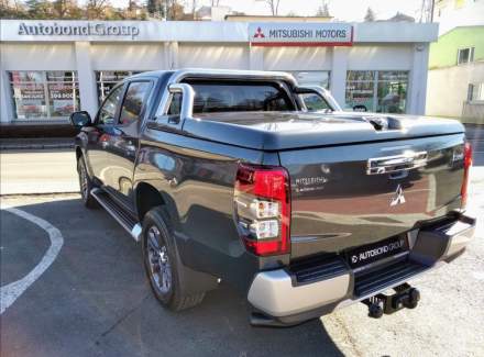 Mitsubishi - L 200