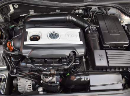 Volkswagen - Passat CC