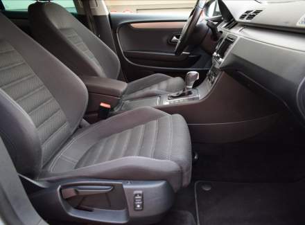 Volkswagen - Passat CC