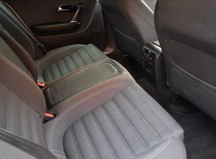 Volkswagen - Passat CC