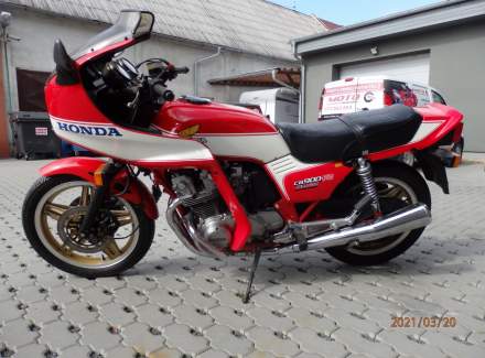 Honda - CB 900 F Bol d`Or
