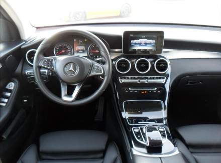 Mercedes-Benz - GLC