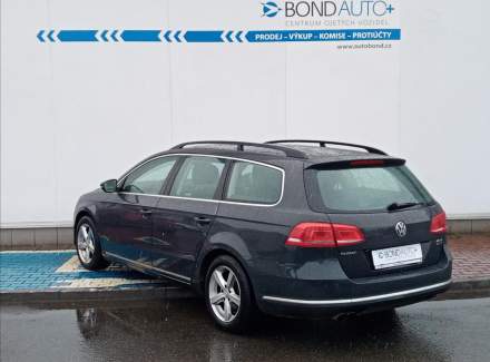 Volkswagen - Passat