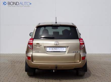 Toyota - RAV 4