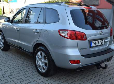 Hyundai - Santa FE