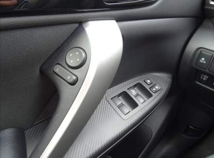 Mitsubishi - Eclipse Cross