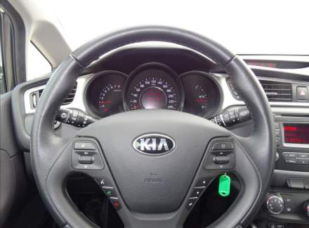 Kia - Cee'd