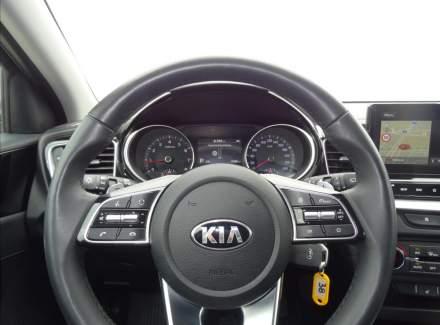 Kia - XCeed