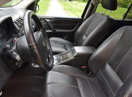 Mercedes-Benz - M-class