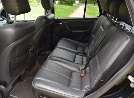 Mercedes-Benz - M-class