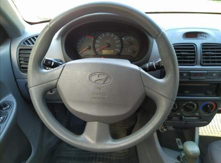 Hyundai - Accent