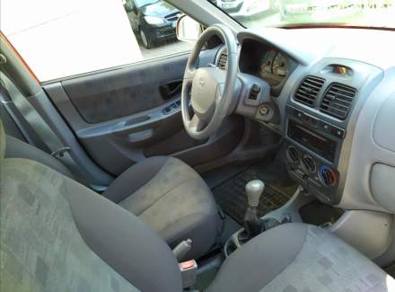 Hyundai - Accent
