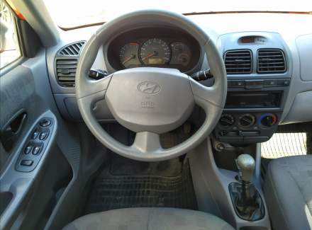 Hyundai - Accent