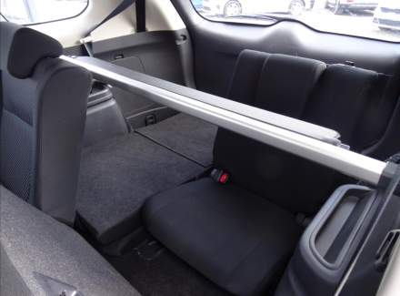 Mitsubishi - Outlander