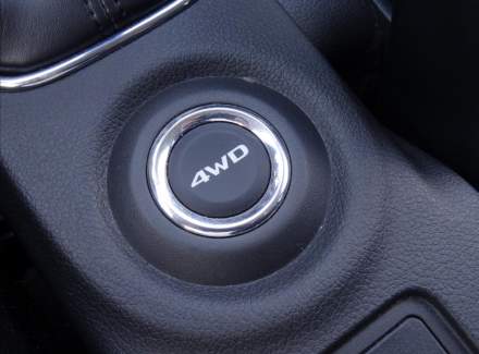 Mitsubishi - Outlander