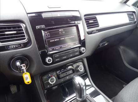 Volkswagen - Touareg