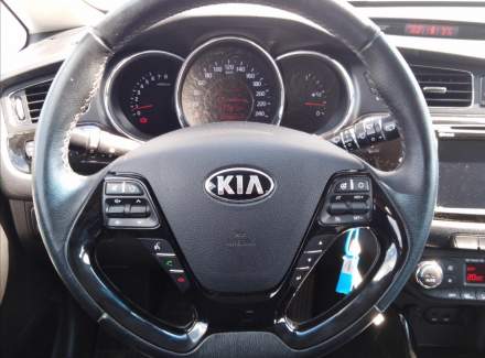 Kia - Cee'd