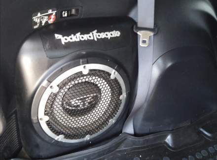 Mitsubishi - Outlander