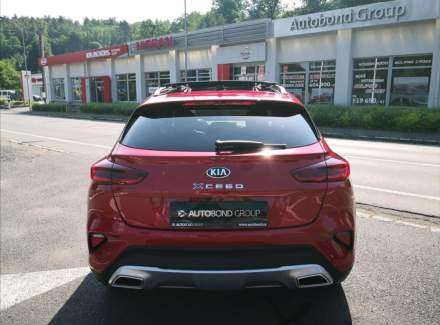 Kia - XCeed