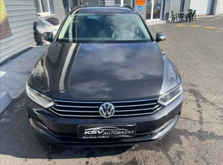 Volkswagen - Passat