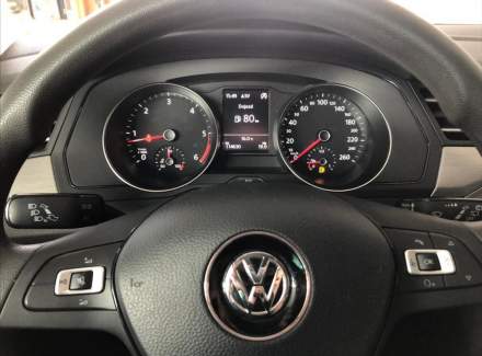 Volkswagen - Passat