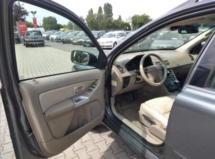 Volvo - XC90