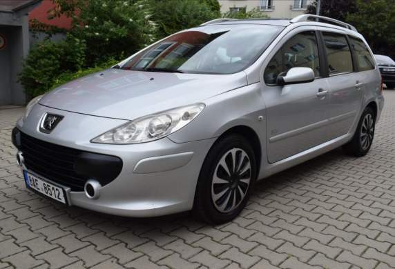 Peugeot - 307