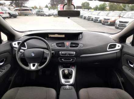 Renault - Scenic