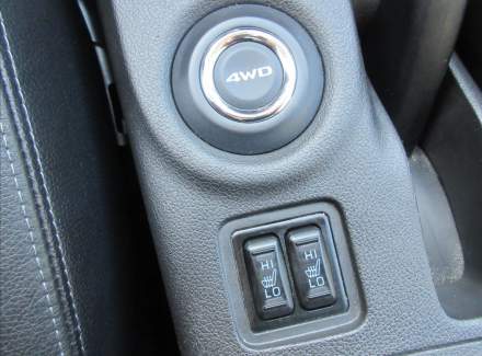 Mitsubishi - Outlander