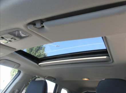 Mitsubishi - Outlander