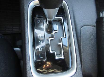 Mitsubishi - Outlander