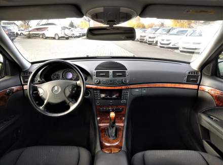 Mercedes-Benz - E-class
