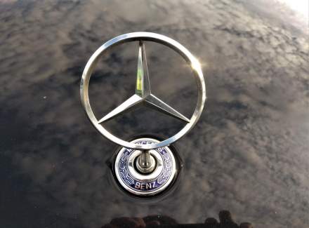 Mercedes-Benz - E-class